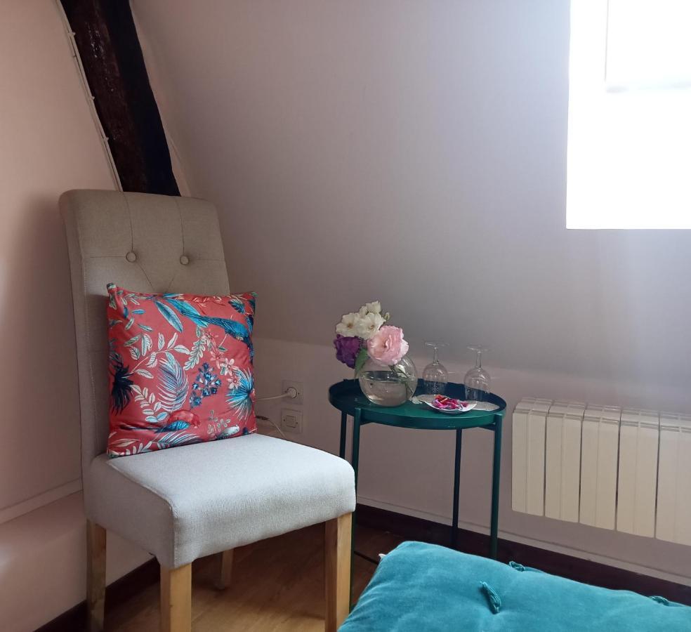 Le Vieux Pressoir Bed & Breakfast Pont-Évêque Dış mekan fotoğraf